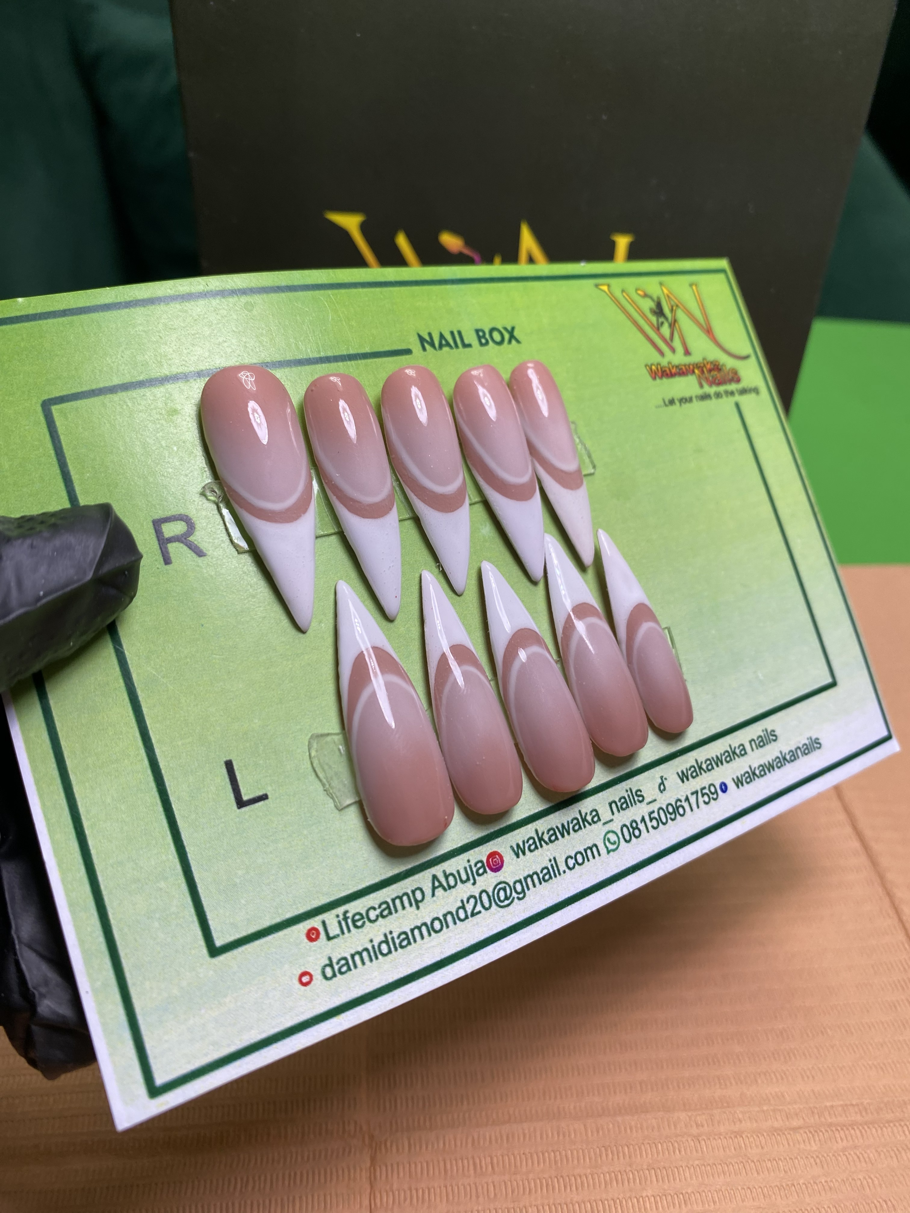 Press-On nail set example 2